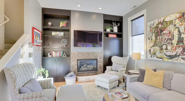 Downtown Condo w/ Rooftop Patio & City Views!, Book Hotel 4-stjernede hoteller i Nebraska, 4*