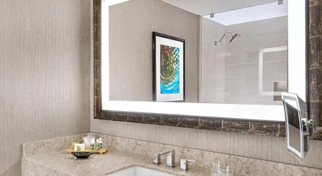 Номер Standard с балконом The Woodlands Resort, Curio Collection by Hilton
