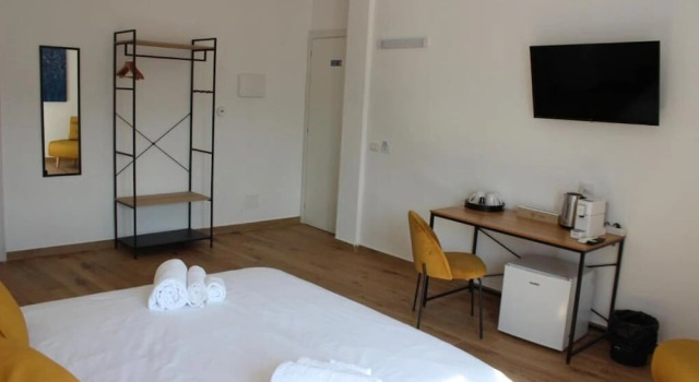 Cinquantotto Cozy Rooms, Book Hotel Palermo Sicily, near La Cuba Palace