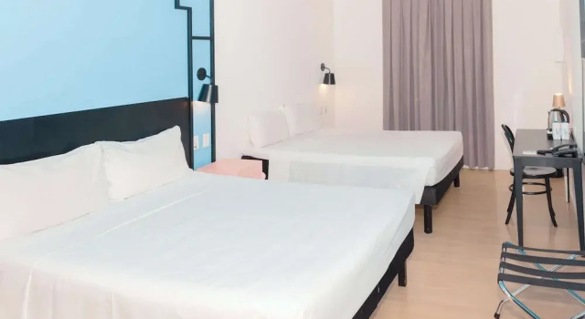 Двухместный люкс ibis Styles Goiania Marista