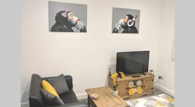 NEW APARTMENT - Offline Bookings on 079-504-13594, Varaa Huoneisto Asunnot kohteessa Merseyside, Huoneisto