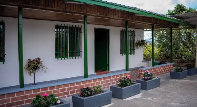 La Cosecha Hostal, Book Hotel Hotels in Risaralda with Parking, Parking