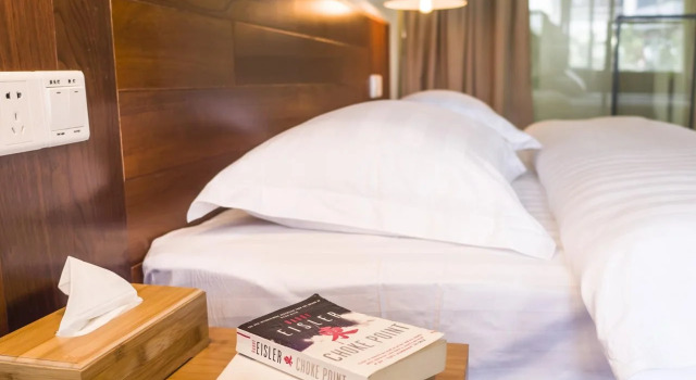 Chongqing Travelling With Hotel, Prenota Hotel Yu Zhong Chongqing Area