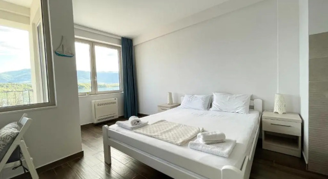 Студия с видом на море Apartments Maestral