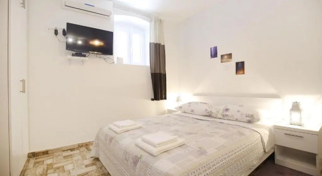Студия Studio Apartment Laura