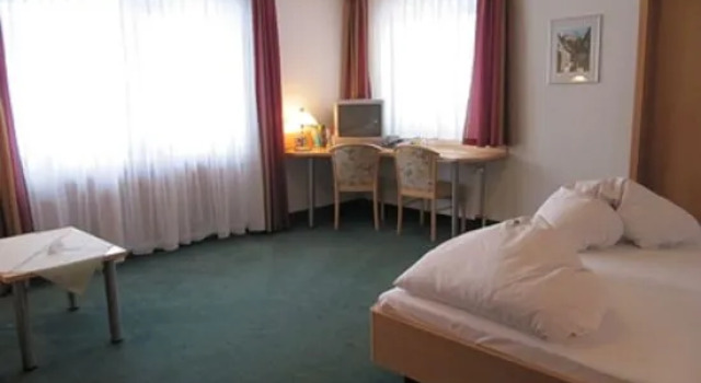 Wanderheim am Schlossberg, Брондау Қонақ үй Neuenbuerg Landkreis Karlsruhe
