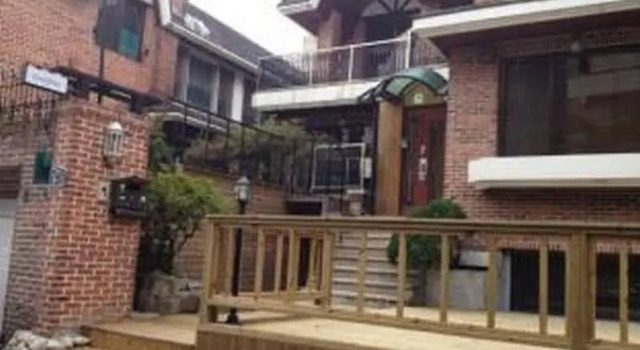 Goodday Korea Guesthouse(굿데이코리아게스트하우스), Rezerwuj Hotel Yongsan-Gu Seul, w pobliżu Blue Square