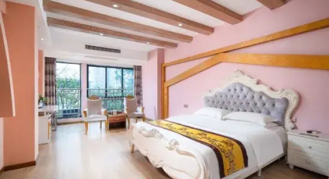 Люкс Deluxe Senqiu Fengqing Inn