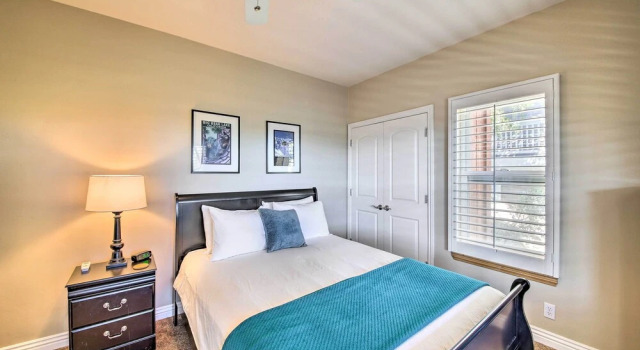 Коттедж Mountain Gem w/ Game Room, 5 Mi to Lake Arrowhead!