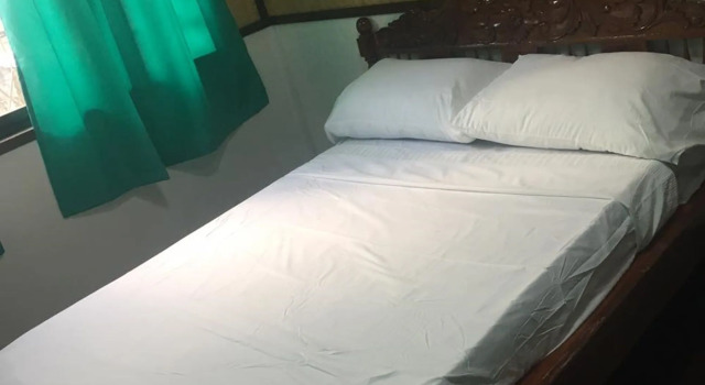 Joyful Island Hostel, Boek Hostel Lapu-Lapu City 