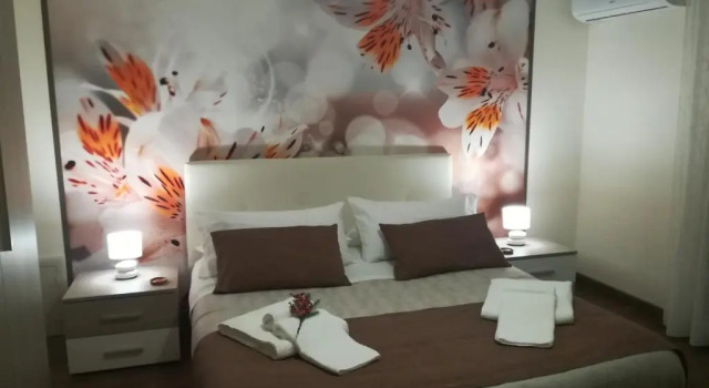 La Petite Maison, Book Hotel Hotels in Sicily with Parking, Parking