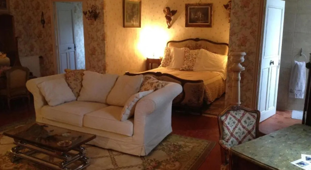 Domaine le Clos du Pavillon, Rezervasyon Bed and Breakfast Brignoles otoparklı oteller, Otopark