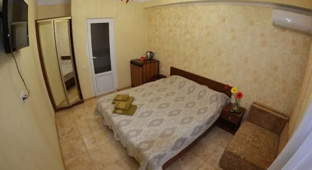 U Teshchi-2 po ul. Chernomorskaya naberezhnaya, 2-v, Rezervovat Hotel Feodosiya 