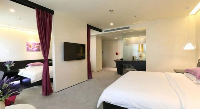 Leshan Wow Hotel, Varaa Hotelli Hotellit Leshan pysäköinnillä, Pysäköinti