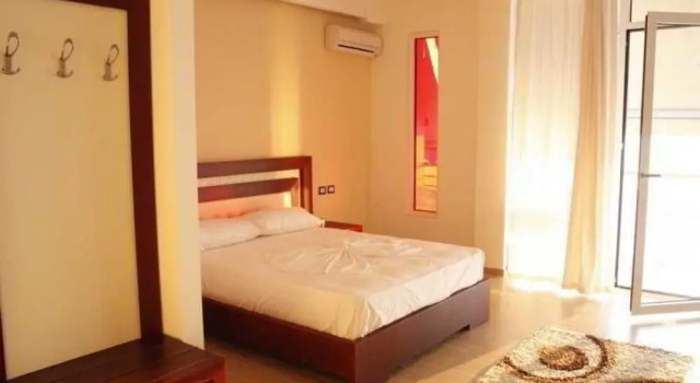 Nimfa Hotel, Varaa Hotelli Radhime Vlorë County