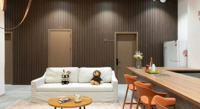 Warmlight Hostel by Zoey's Apartment, Prenota Appartamento Qingdao 