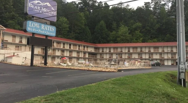 Rodeway Inn On The Parkway