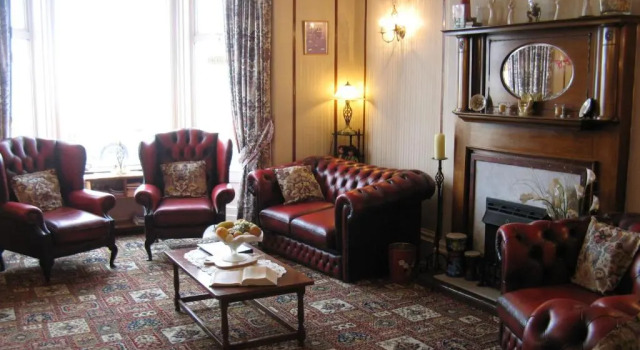 Fairhaven Hotel, Забронировать Отель Отели Лландидно с парковкой, рядом с Плавательный центр Лландадно, Парковка