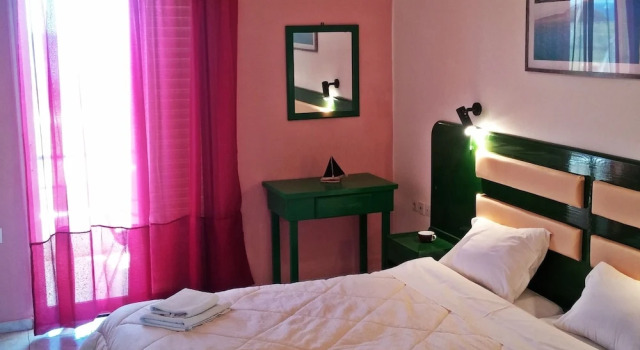 Апартаменты с 2 комнатами с балконом и с видом на море Faros Apartments
