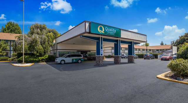 Quality Inn & Suites Medford Airport, Prenota Hotel Hotel SPA a Oregon, SPA