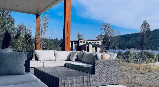 Апартаменты Gorgeous 3 bedroom lake house Suite!