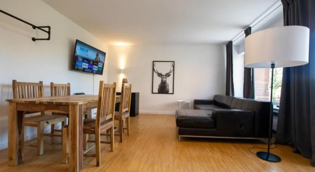 Апартаменты с 3 комнатами Tolstov Apartments - 1-4 Room Apartments - 20 min DUS Airport & MESSE DUS