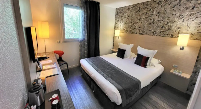 Номер Comfort Hotel Restaurant Du Parc Saumur Logis Elégance