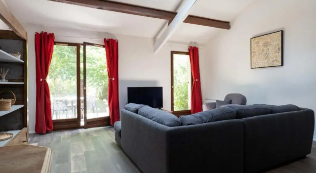 Sublime DUPLEX House with GARDEN-TERRACE!