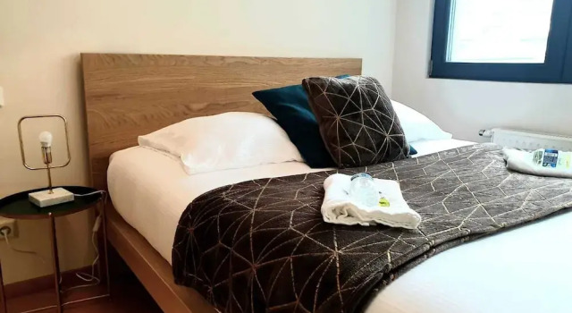 Large Flat In The Heart Of The City Center - Parking