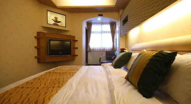 See Railway B&B, Забронировать Отель «постель и завтрак» Отели Хуалянь с завтраком, рядом с Meilun Mountain Park, Завтраки
