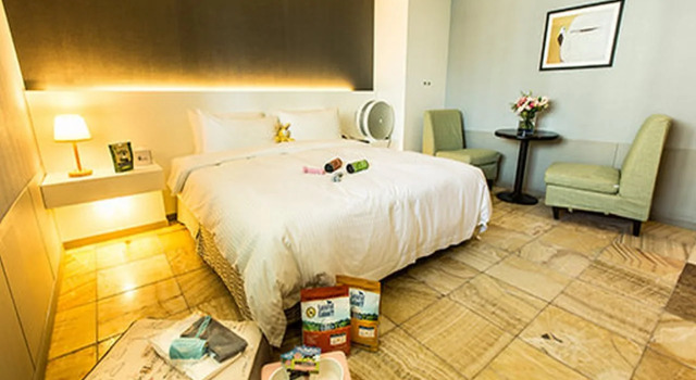 The Pettel Premium Suite