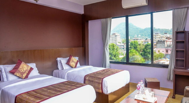 Номер Deluxe с видом на горы Trekkers Inn Boutique Hotel Pokhara