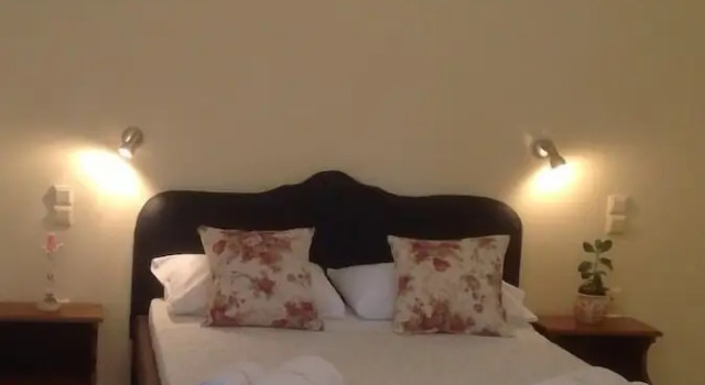 Номер Standard с балконом и с видом на горы Green Bay Hotel