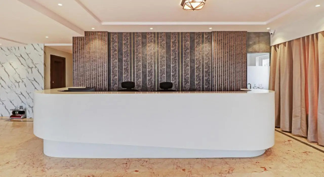 Treebo Emora Grand, Rezervovat Hotel Hotely v Bangalore s parkováním, Parkování