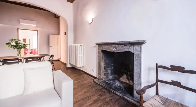 Close to The Duomo Exquisite 4BD, Забронировать Отель Дуомо Флоренция, рядом с Дом Буонаротти