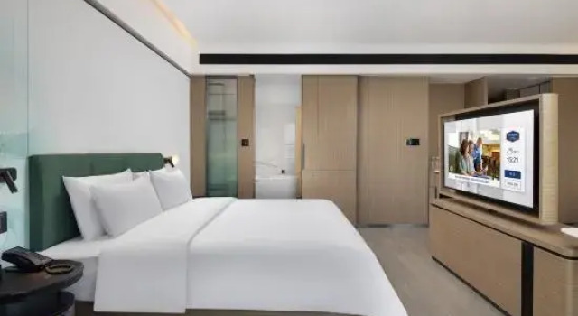 Люкс Hampton by Hilton Tacheng