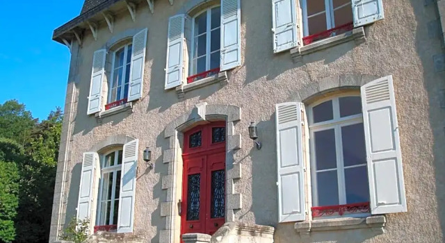La Belle Maison