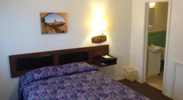 Двухместный номер Standard Budget Inn