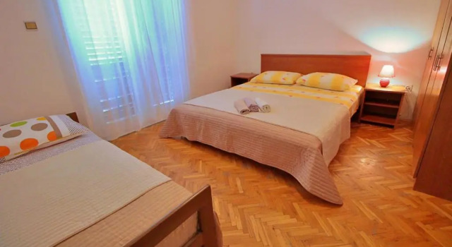 Apartments Iko