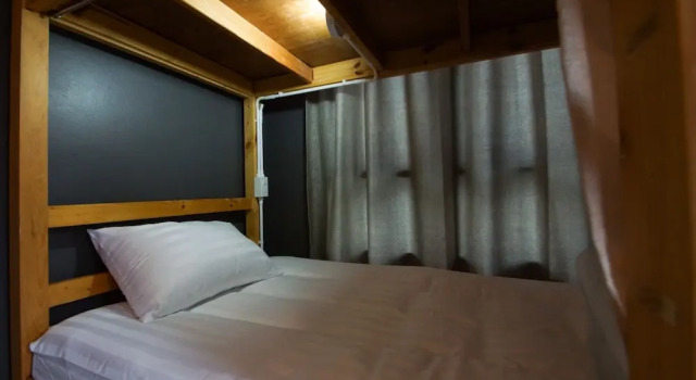 Nine Nimman Chiang Mai - Hostel, Забронировать Хостел Чиангмай провинция Чианг Май, рядом с Торговый центр Maya Lifestyle