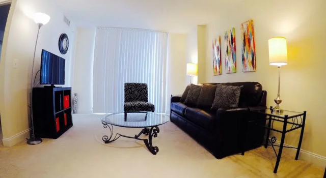 Номер Standard с балконом Suite Home America - DC