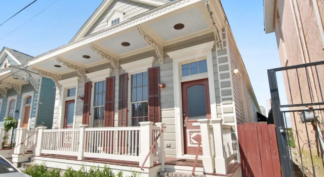 Modern 1-BD Near French Quarter | Walk to Superdome, Забронировать Отель Отели Нового Орлеана 4 звезды, рядом с Brevard-Clapp House, 4*