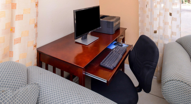 Americas Best Value Inn & Suites Waller Prairie View, Book Hotel SPA-hoteller i Waller, SPA