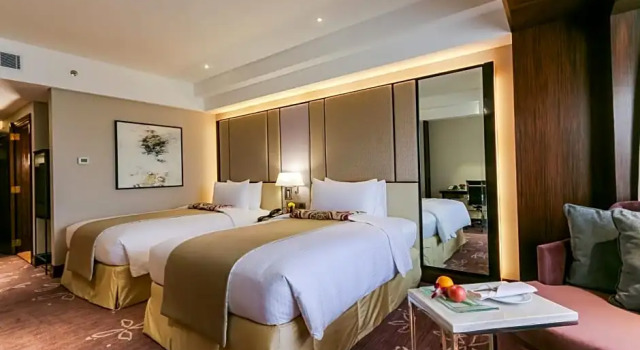 Номер Premier Diamond Hotel Philippines