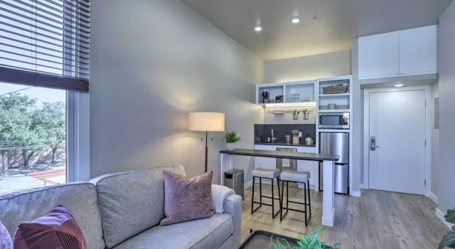 San Marcos Apartment w/ Off-street Parking!, Buchen Sie Ferienwohnung San Marcos Texas Hill Country
