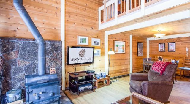 Cluster Cabin 12, Rezerwuj Dom wakacyjny Hotele w Sunriver z basenem, Basen