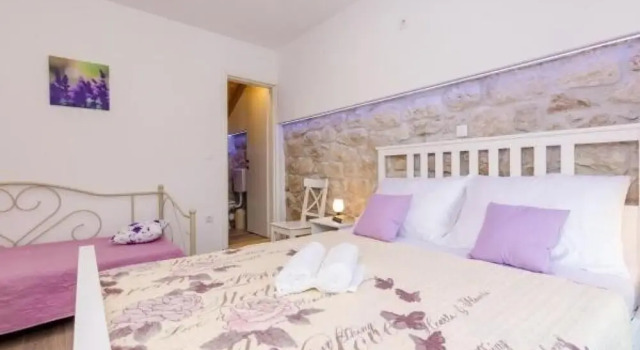 Villa Luciana - Two Bedroom Villa With Swimming Pool and Sea View ID Direct Booker 7957
