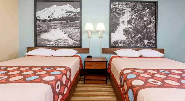 Super 8 by Wyndham Dillon/Breckenridge Area, Book Hotel Hoteller i Vail Ski med morgenmad, Morgenmad