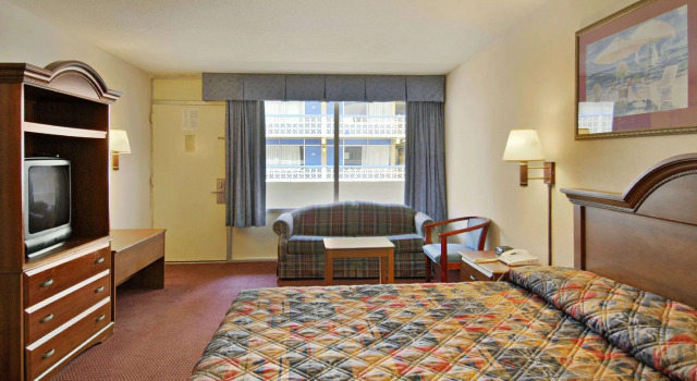 Двухместный номер Standard Days Inn by Wyndham Myrtle Beach-Beach Front