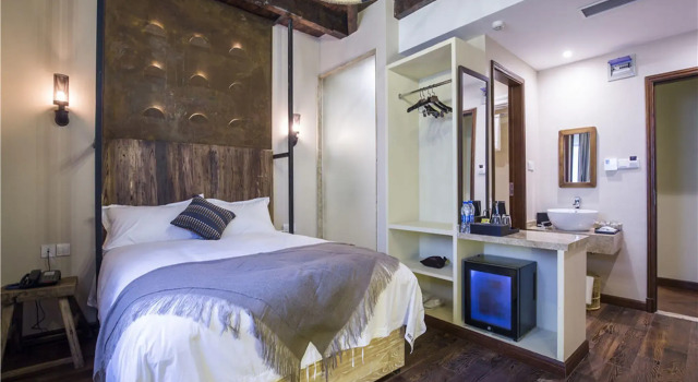 Номер Comfort Soho Garden Hotel